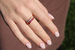 Graduating Colored Ring