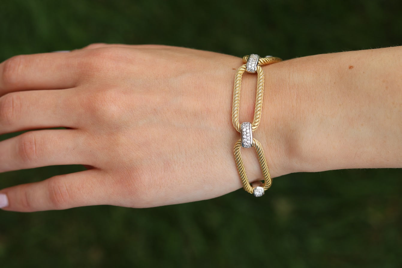 Italian Wide Detailed Link Bracelet