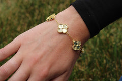 Gold Matt Shine Clover Bracelet