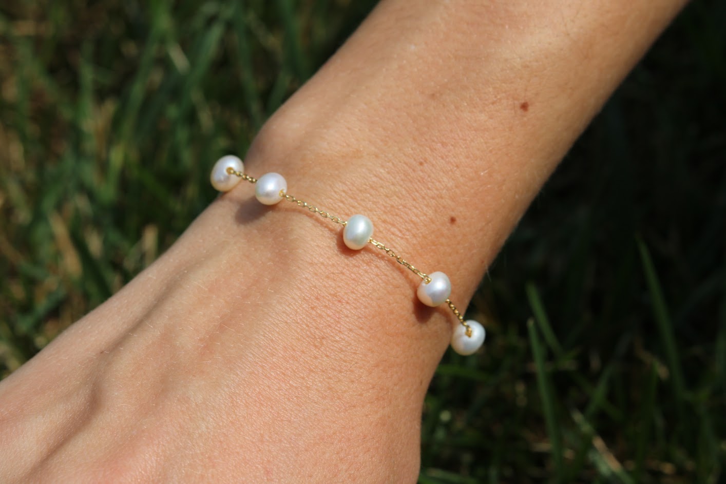 Statement Pearl Dotted Bracelet