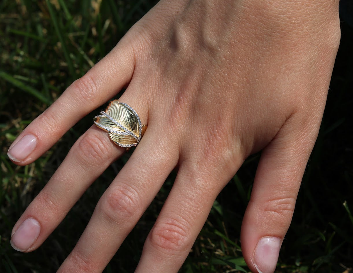 Side Gold Leaf Ring