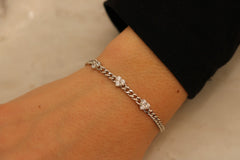 Link Dainty Triple Heart Bracelet