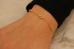 Dainty Intertwined Link Bracelet