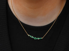 Small Cluster Bar Necklace
