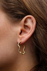 Dainty Zig Zag Hoops