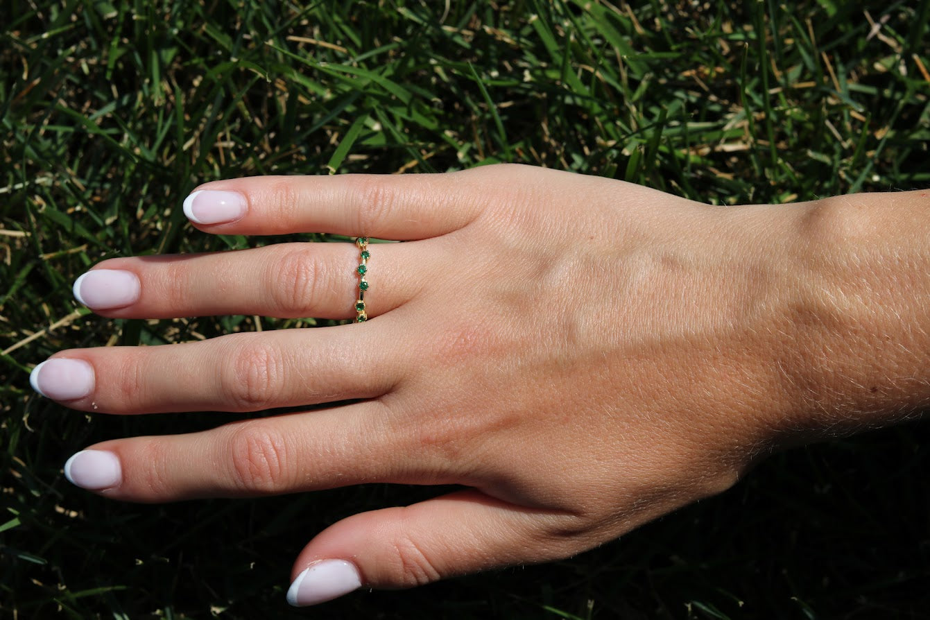 Dainty Zig Zag Ring