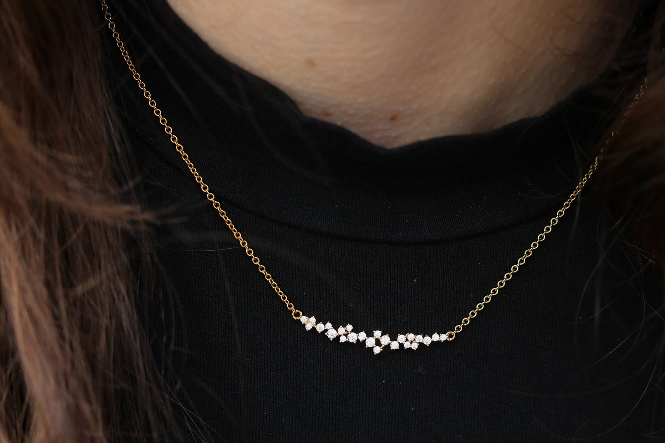 Small Cluster Bar Necklace