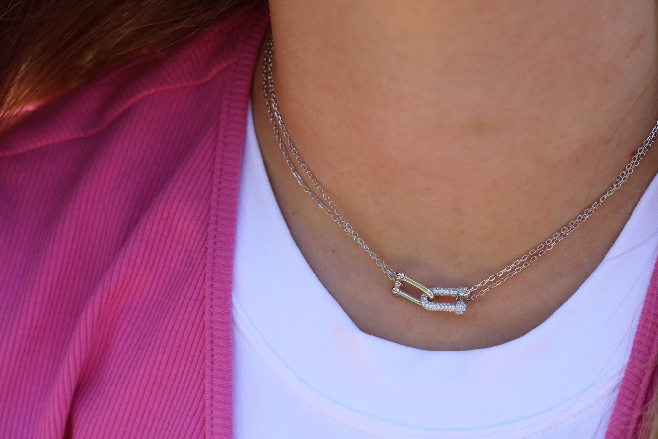 Classic Intertwined Link Necklace