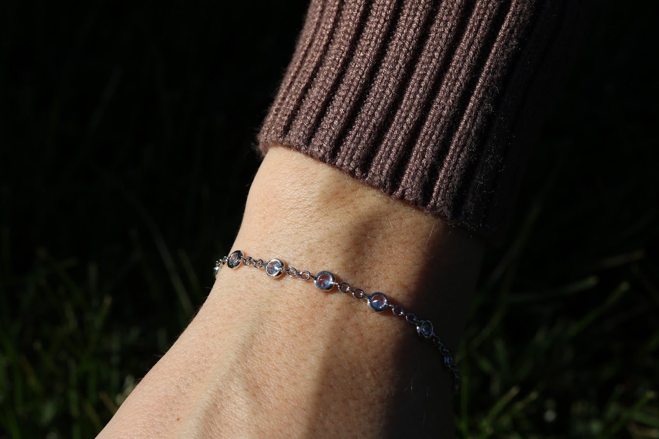 Single diamond by the yard bracelet