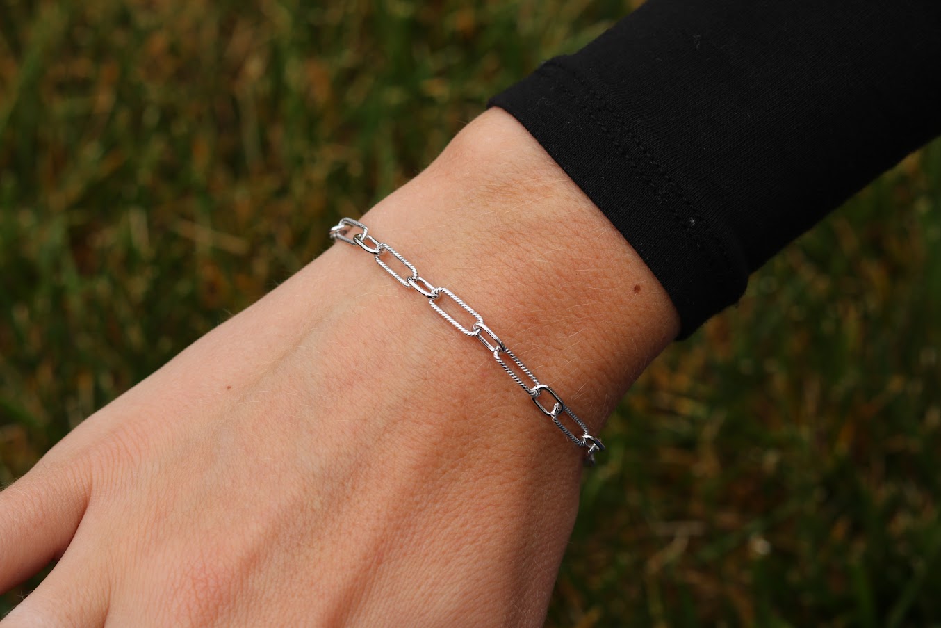 Textured Thin Link Bracelet