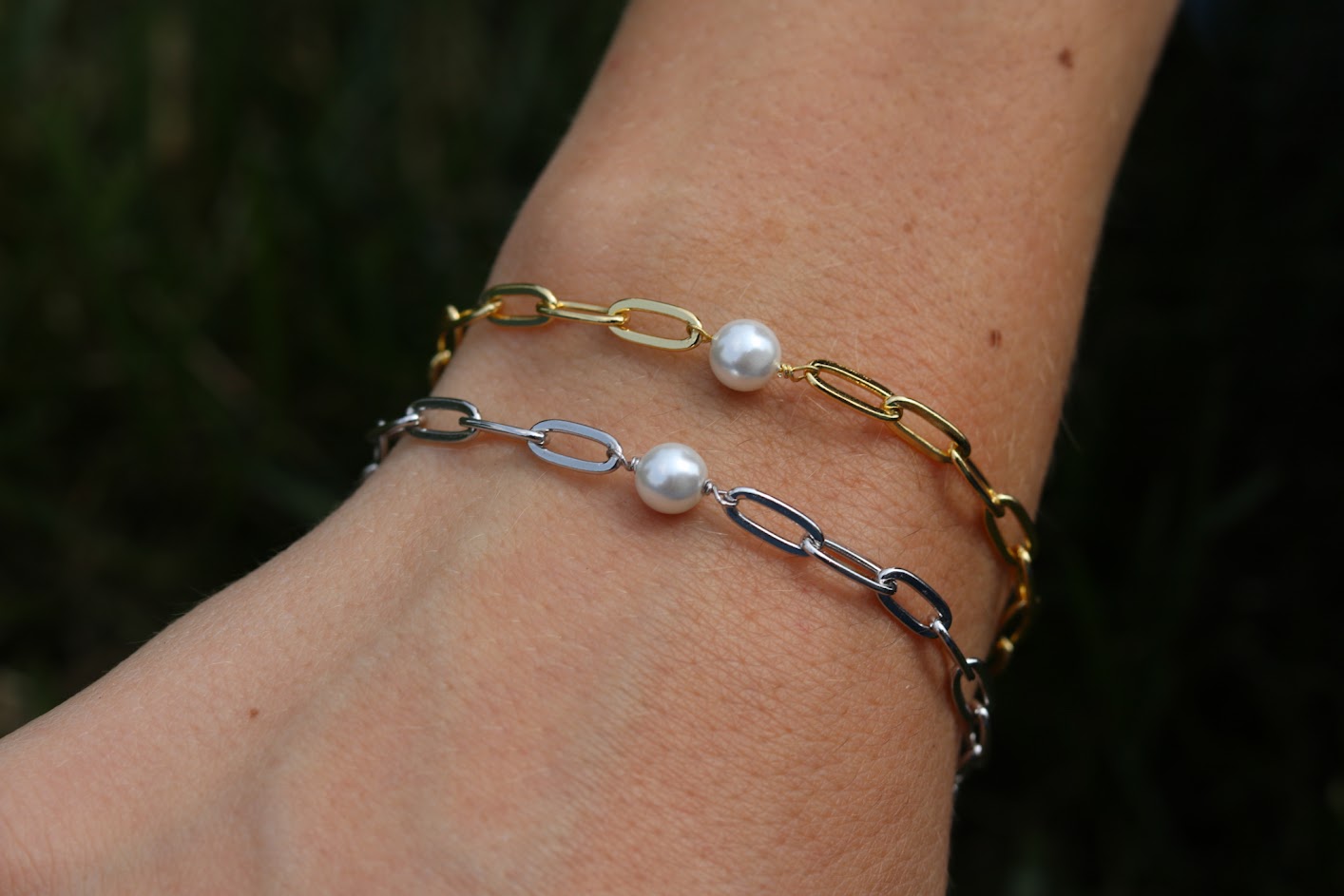 Middle Pearl Link Bracelet