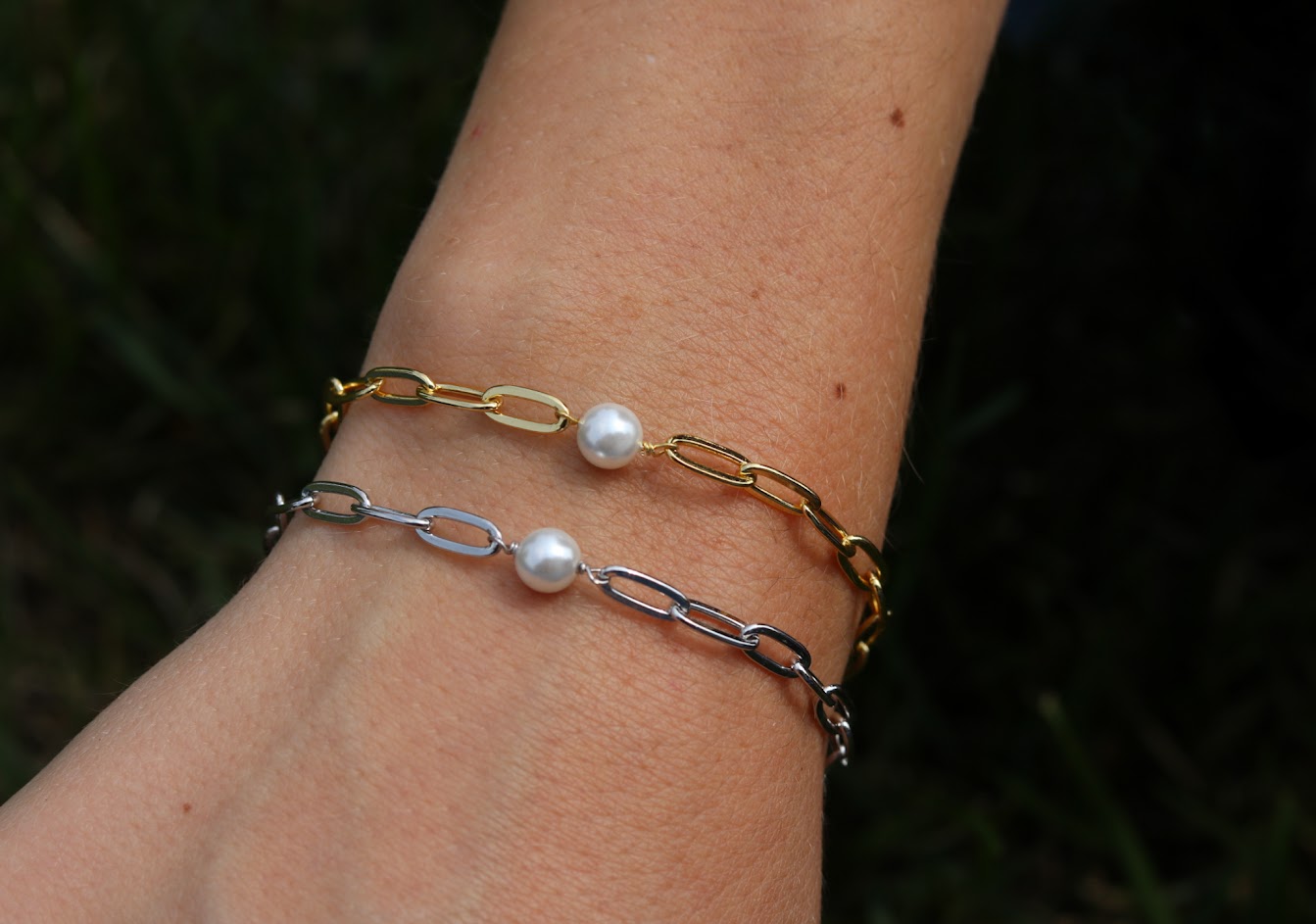 Middle Pearl Link Bracelet