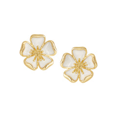 Curved Petals White Flower Studs