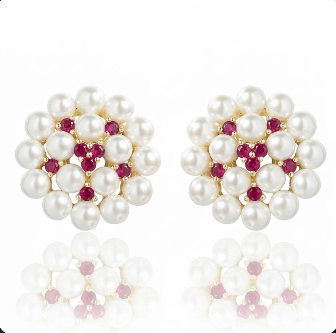 Pearl Cluster Color Studs